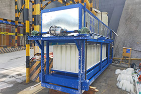 2臺3噸塊冰機，深圳隧道降溫